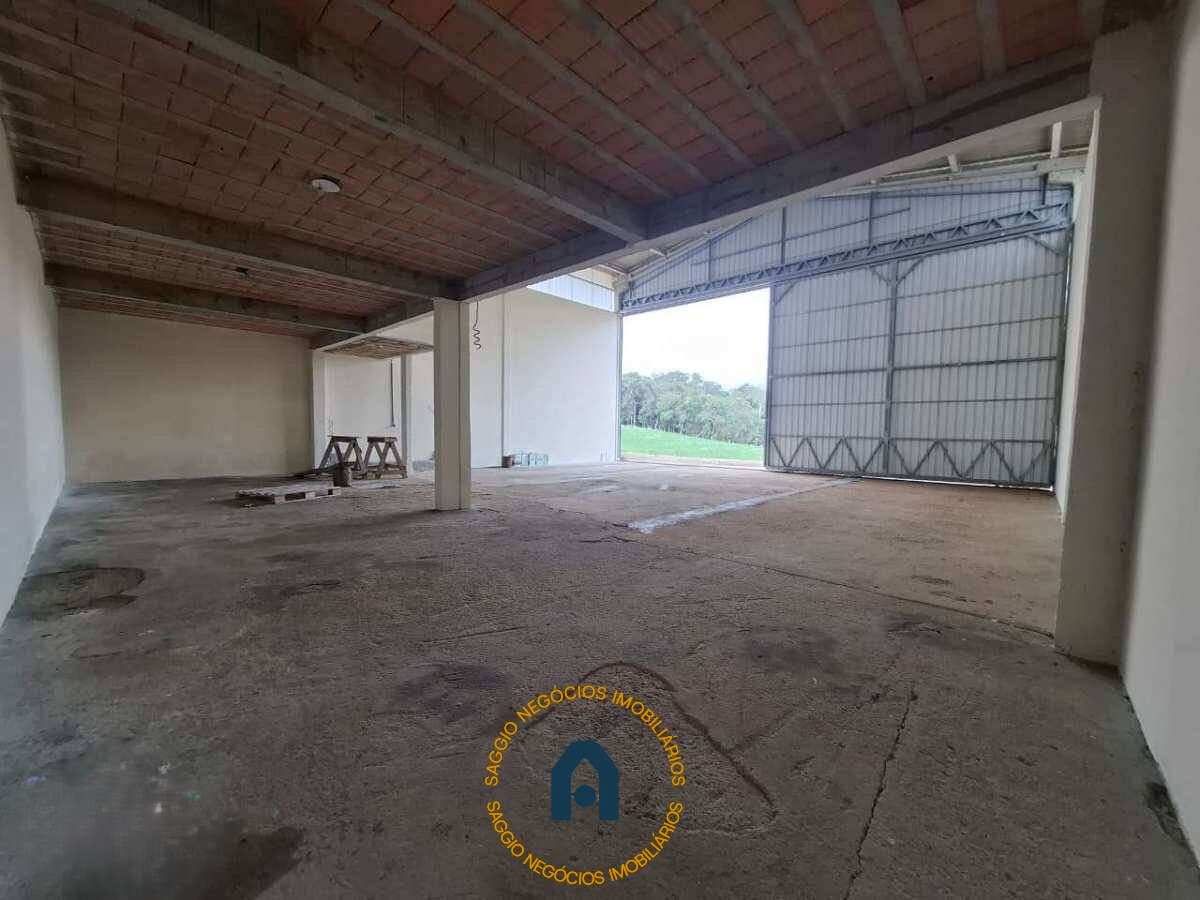 BARRACÃO COM ÁREA RESIDENCIAL/COMERCIAL PARA LOCAÇÃO – RIO DE UNA | SÃO JOSÉ DOS PINHAIS - Saggio Negócios Imobiliários
